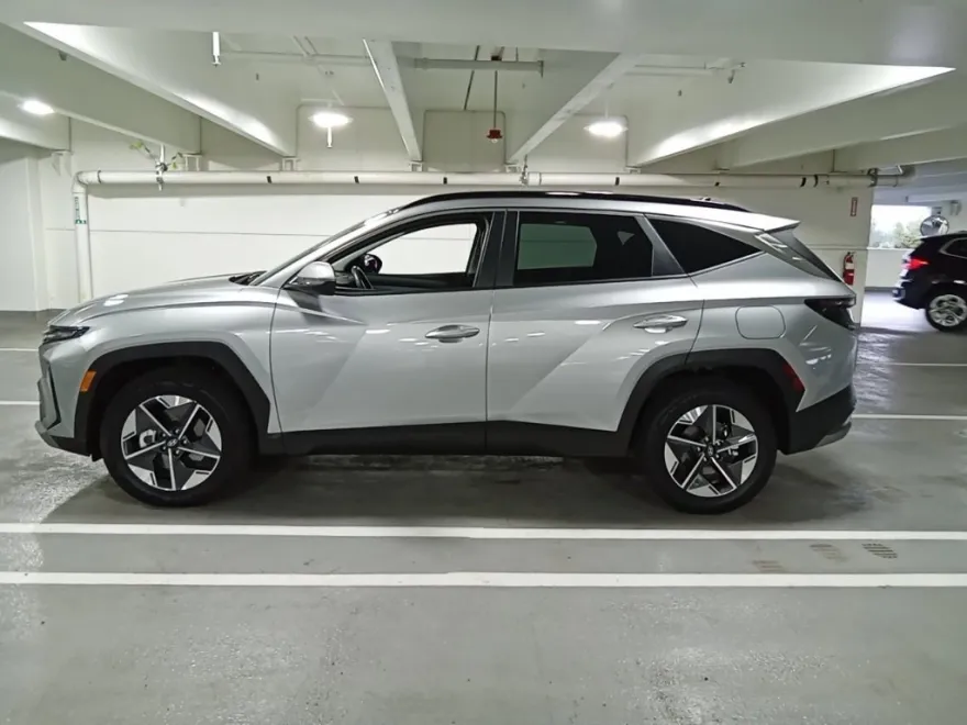 2025 Hyundai Tucson Hybrid SEL Convenience photo 1