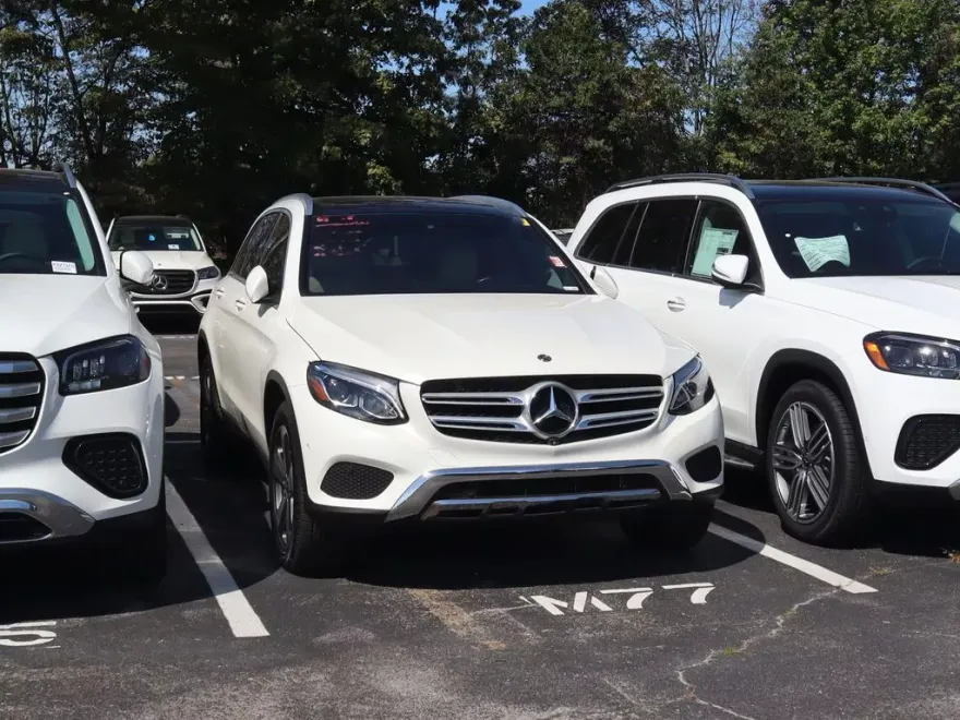 2018 Mercedes Benz GLC 300 photo 1