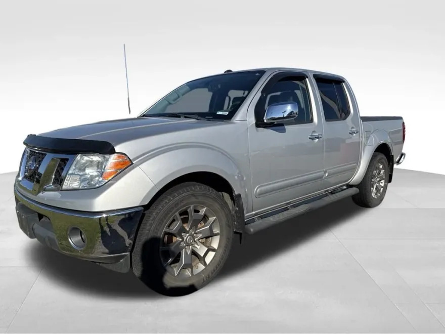 2019 Nissan Frontier SL photo 1