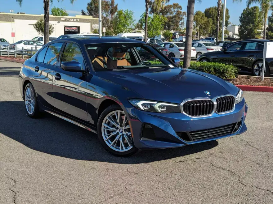 2023 Bmw 330i photo 1