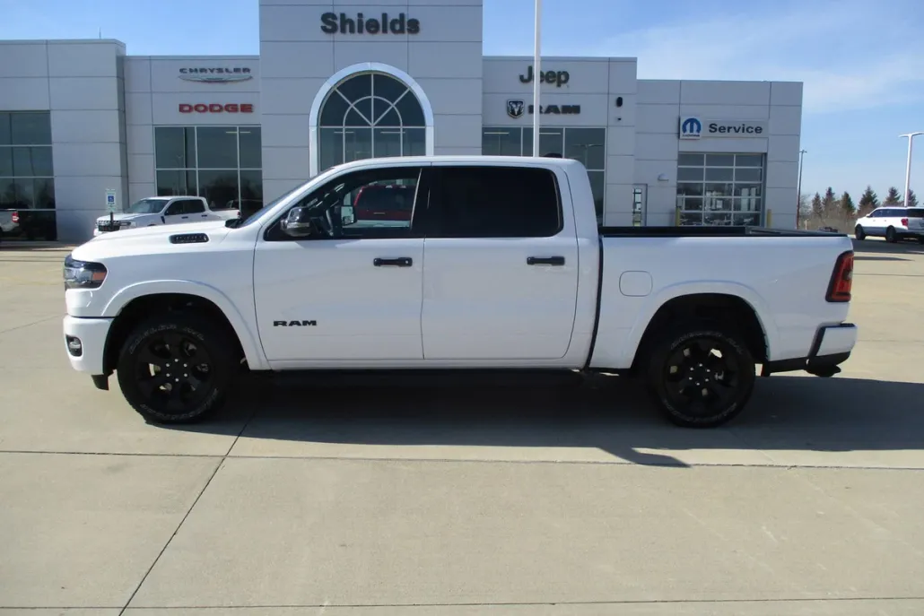 2025 Ram 1500 Big Horn photo 1