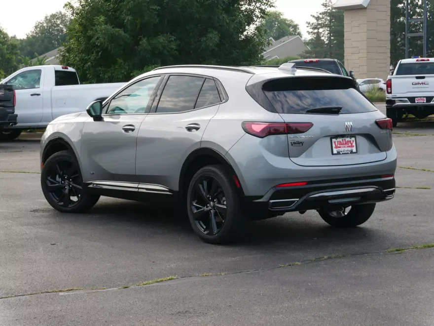 2025 Buick Envision Sport Touring photo 2