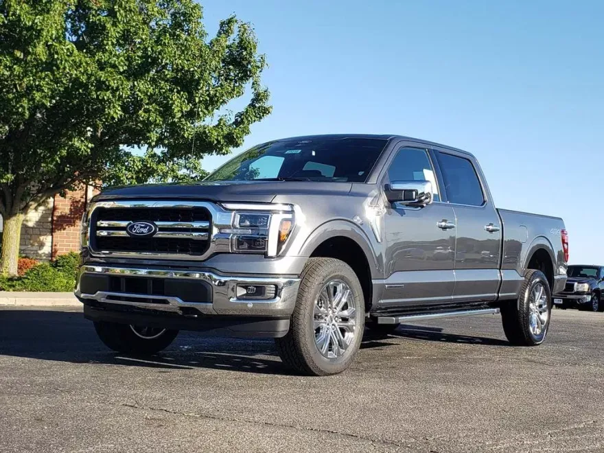 2025 Ford F-150 Lariat photo 1