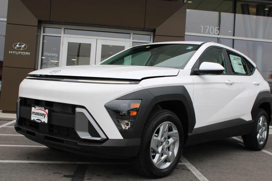 2026 Hyundai Kona SE photo 1
