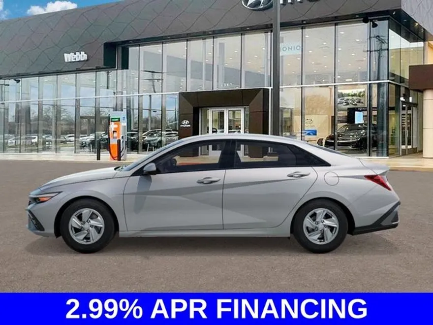 2025 Hyundai Elantra SE photo 1