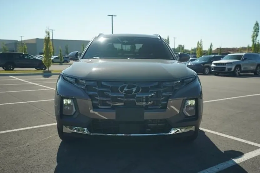 2023 Hyundai Santa Cruz Limited photo 1