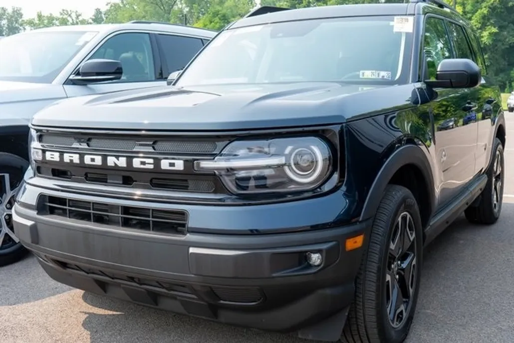2023 Ford Bronco Sport Outer Banks photo 1