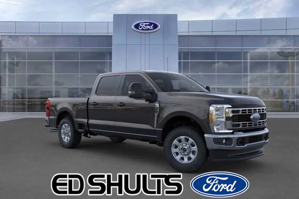 2025 Ford F-350 XLT photo 1