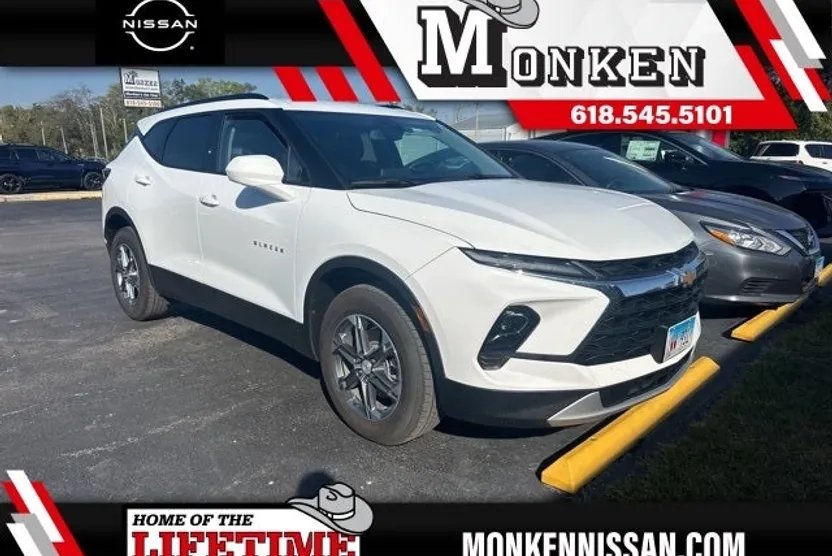 2024 Chevrolet Blazer photo 1