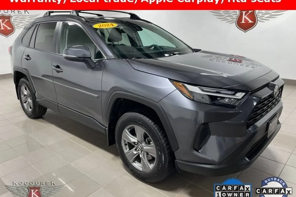 2024 Toyota RAV4 XLE photo 1