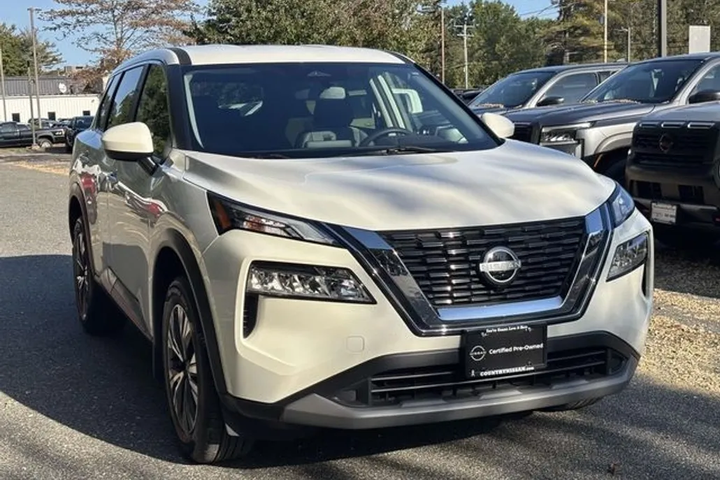 2023 Nissan Rogue SV photo 1