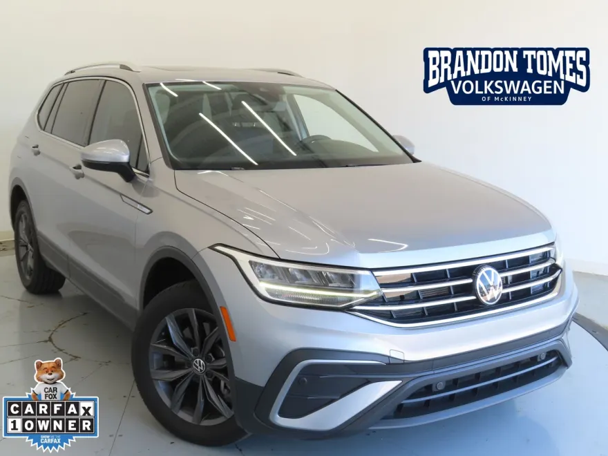 2023 Volkswagen Tiguan SE photo 1