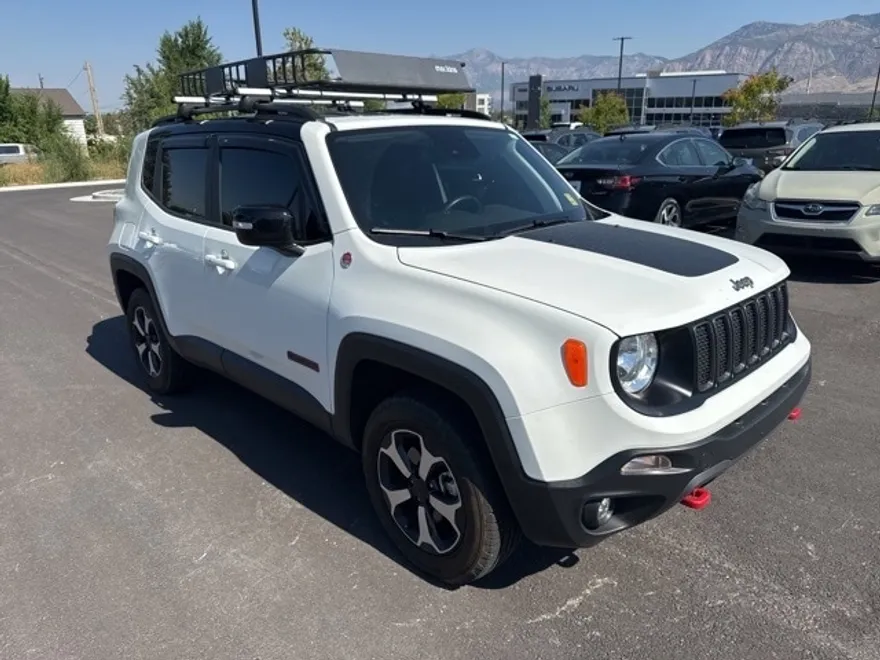 2022 Jeep Renegade Trailhawk photo 1