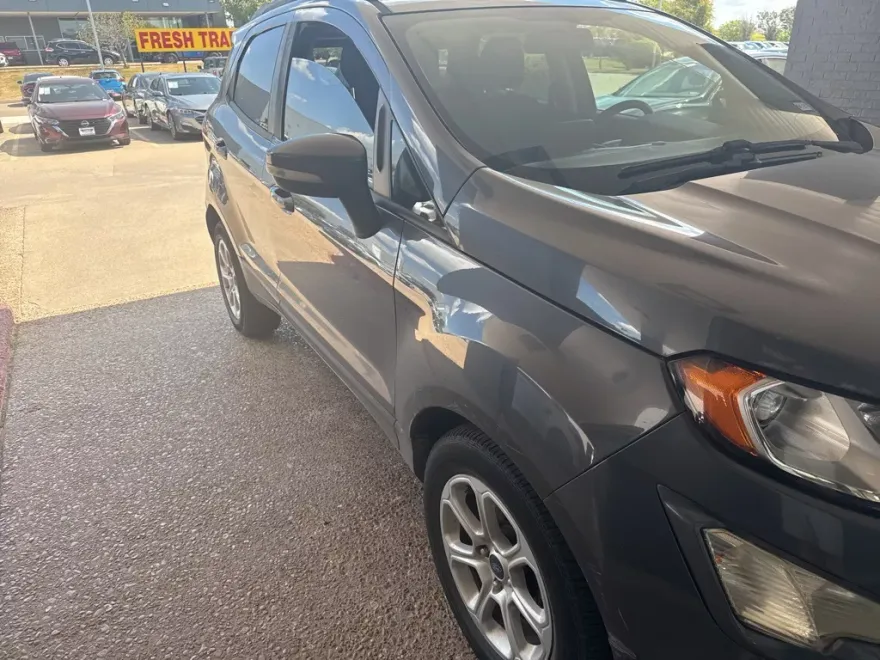 2020 Ford EcoSport SE photo 1