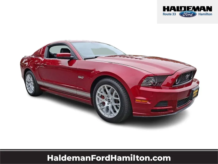 2014 Ford Mustang GT photo 1
