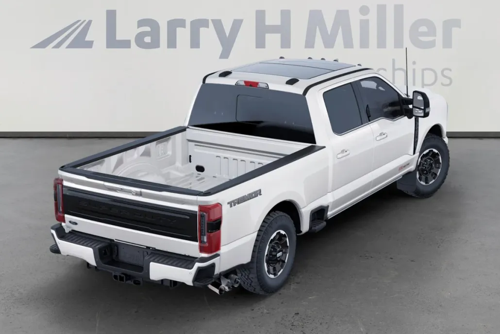 2025 Ford F-350 Platinum photo 1