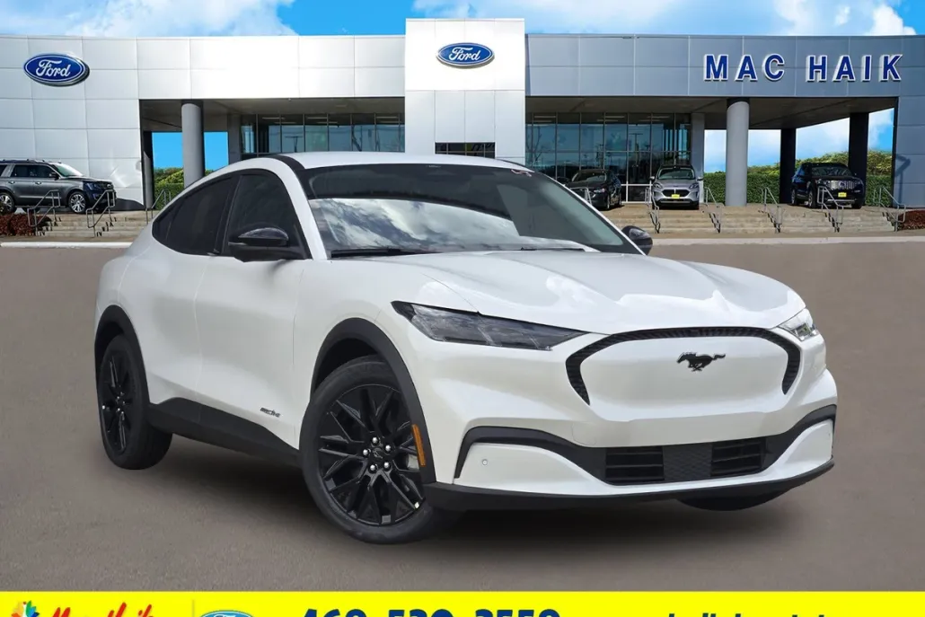 2025 Ford Mustang Mach-E Select photo 1