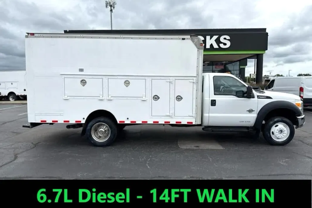 2012 Ford F-550 XL photo 1