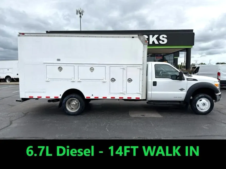 2012 Ford F-550 XL photo 1