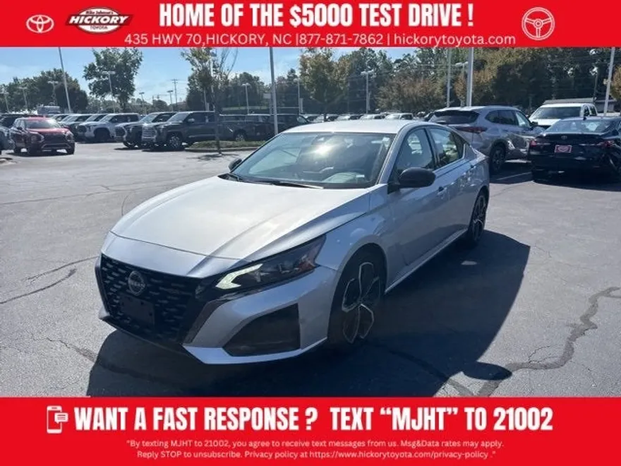 2024 Nissan Altima 2.5 SR photo 1