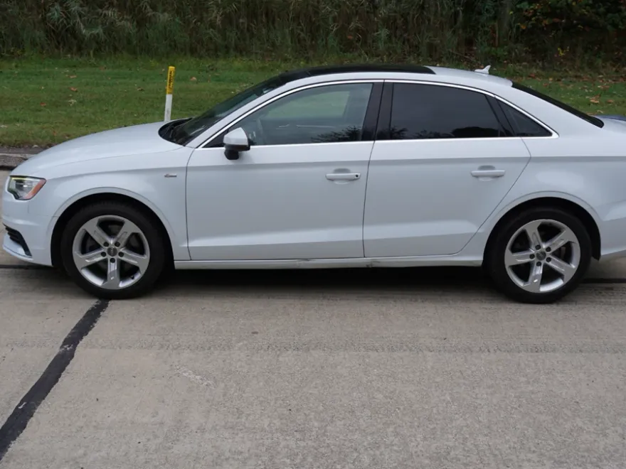 2015 Audi A3 Quattro 2.0T Premium Plus photo 1