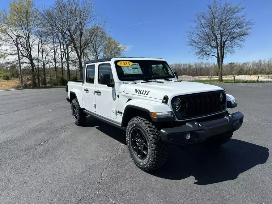 2025 Jeep Gladiator Sport photo 1