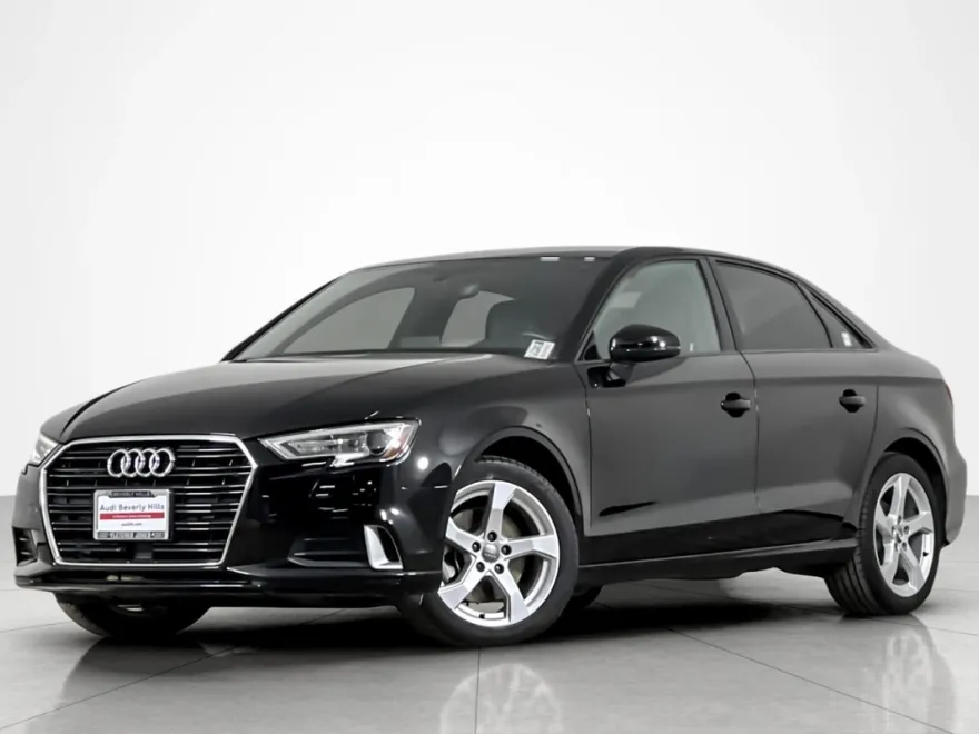 2019 Audi A3 Premium 40 TFSI photo 1