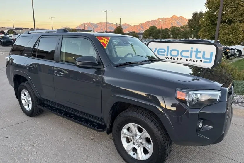 2024 Toyota 4Runner SR5 photo 1
