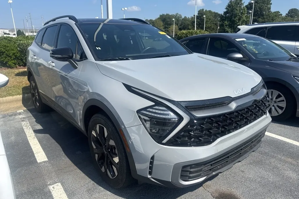2024 Kia Sportage X-Line photo 1