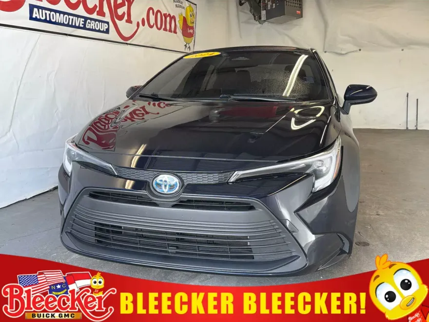 2024 Toyota Corolla Hybrid LE photo 1