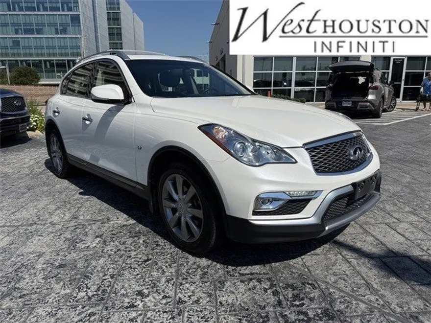2017 Infiniti QX50 photo 1