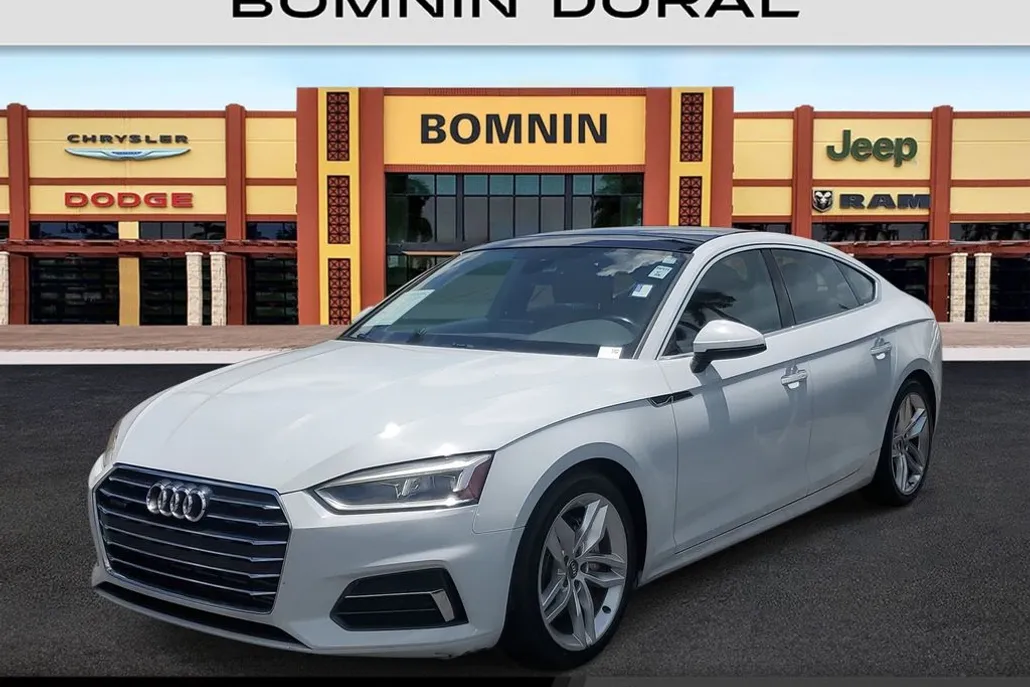 2019 Audi A5 Premium Quattro photo 1