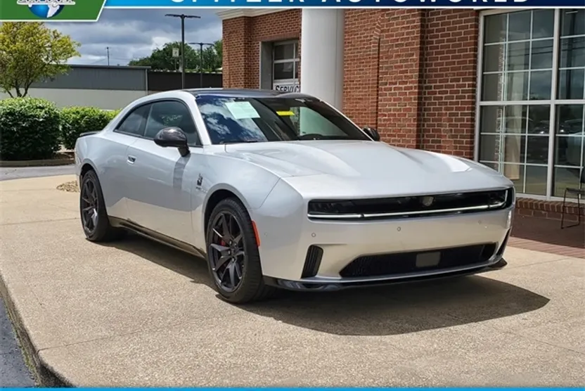 2024 Dodge Charger R/T Scat Pack photo 1
