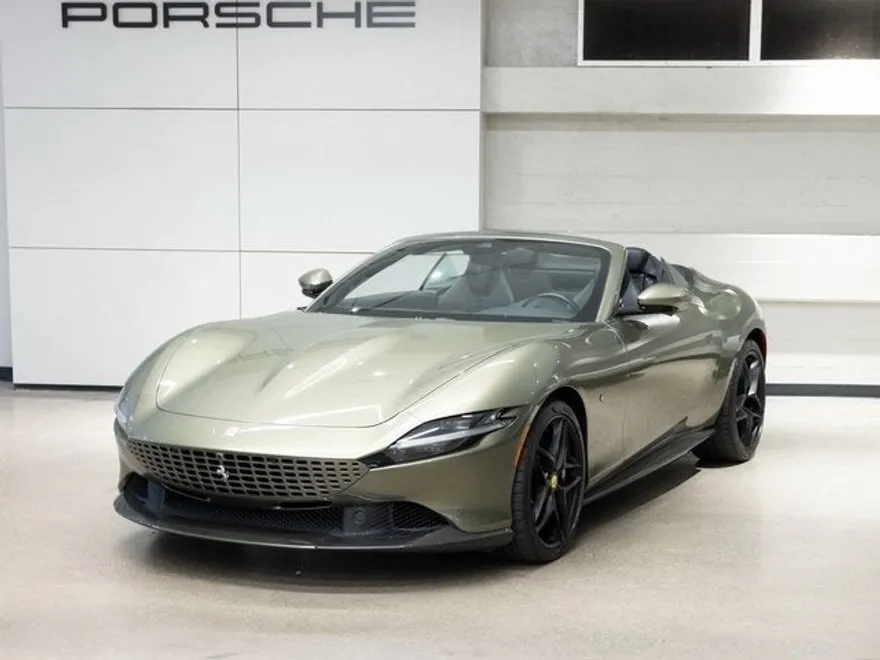 2024 Ferrari Roma Spider Base photo 1