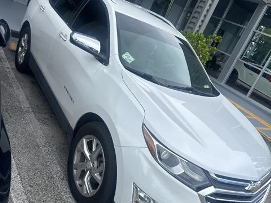 2018 Chevrolet Equinox Premier photo 1