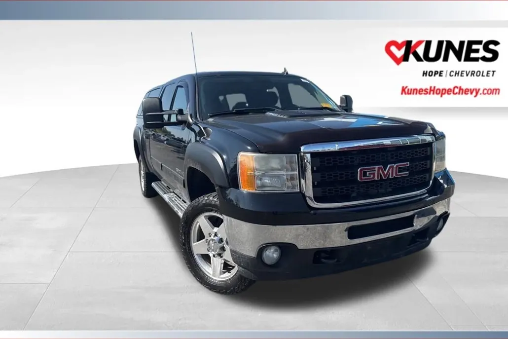 2011 Gmc Sierra SLE photo 1