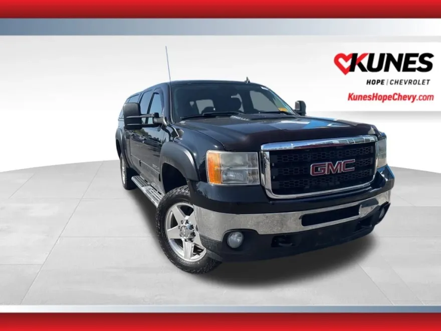 2011 Gmc Sierra SLE photo 1