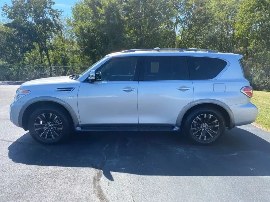 2018 Nissan Armada Platinum photo 1