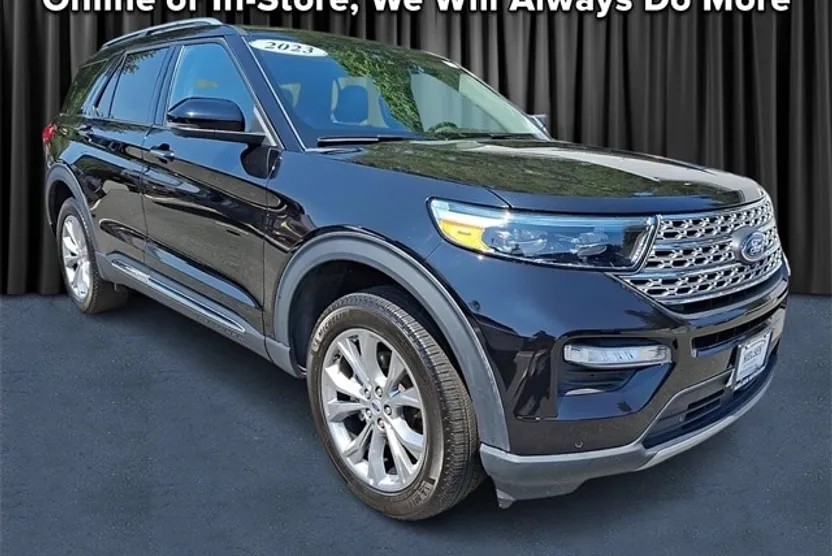 2023 Ford Explorer Limited photo 1