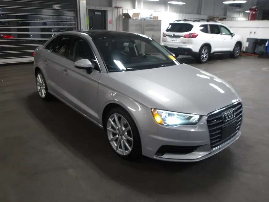 2015 Audi A3 2.0T Premium Plus photo 1