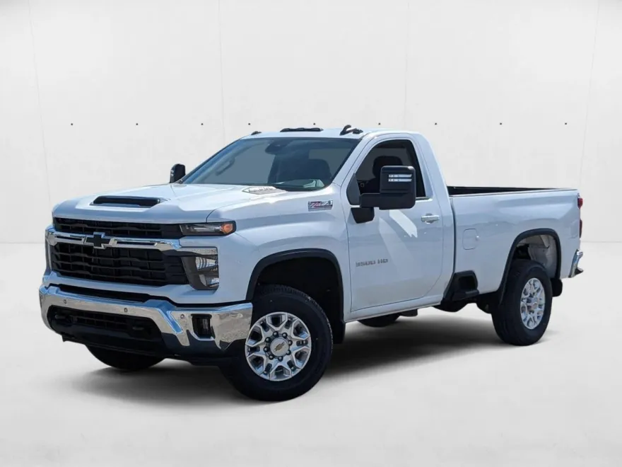 2025 Chevrolet Silverado 3500HD LT photo 1