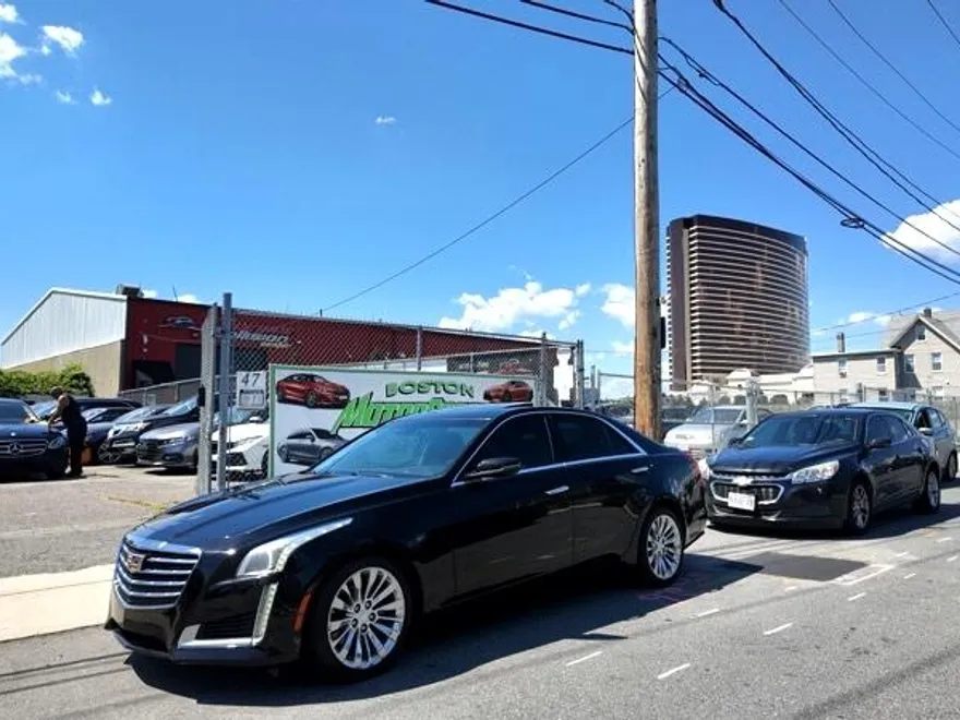 2017 Cadillac CTS Luxury photo 1