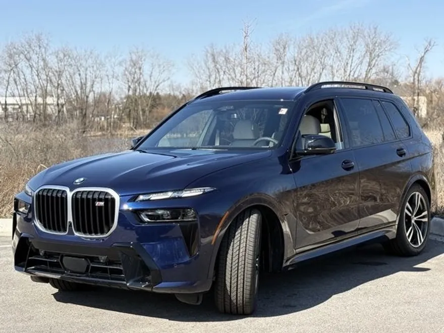 2025 Bmw X7 M60i photo 1
