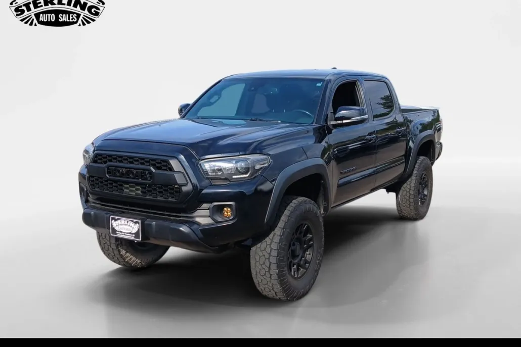 2020 Toyota Tacoma TRD Off-Road photo 1