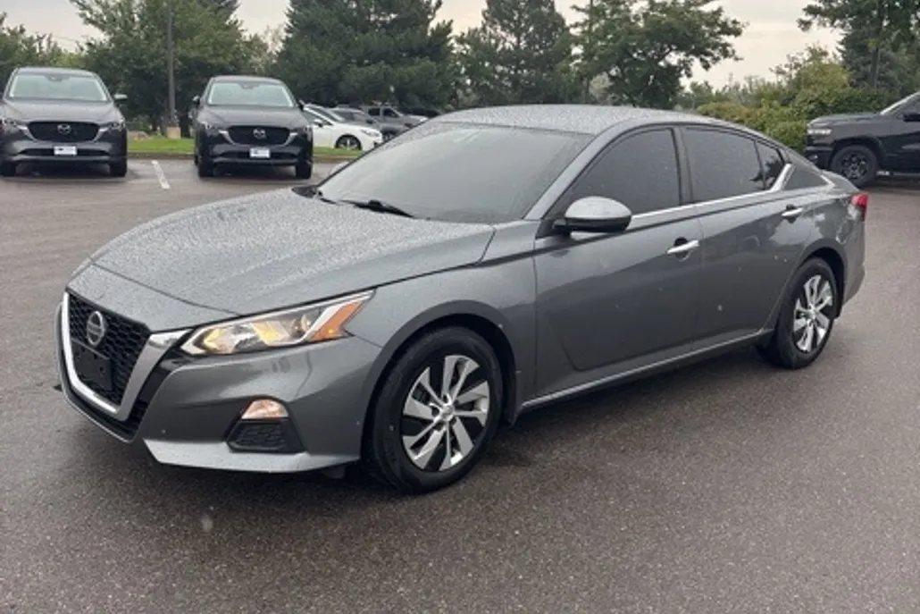 2020 Nissan Altima 2.5 S photo 1