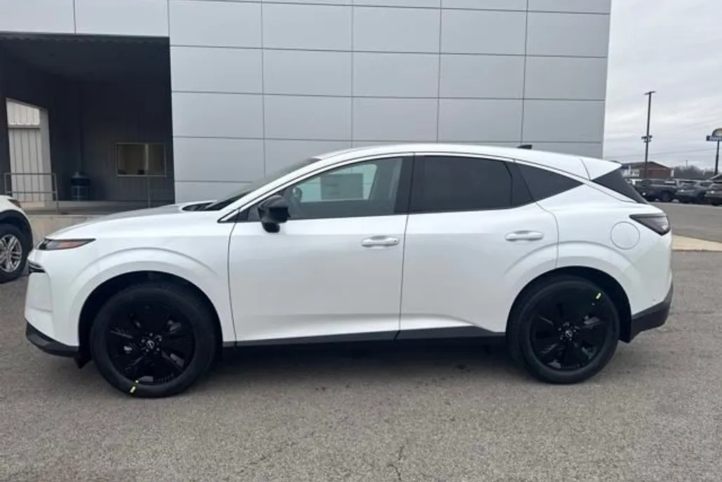 2025 Nissan Murano SV photo 1