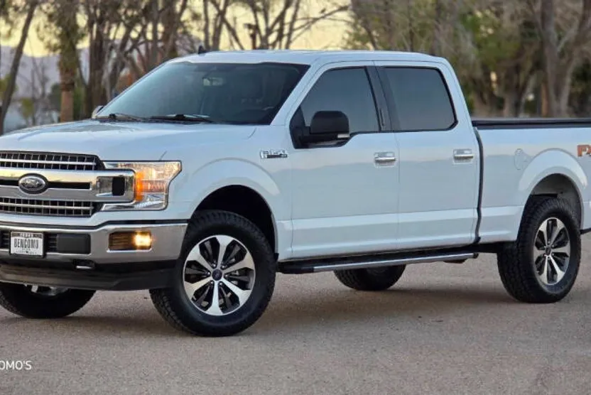2020 Ford F-150 XLT photo 1