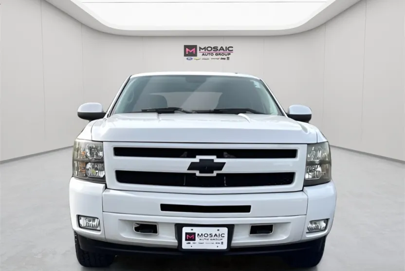2010 Chevrolet Silverado 1500 LTZ photo 1