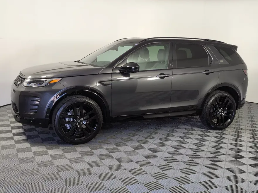 2025 Land Rover Discovery Sport Dynamic SE photo 1