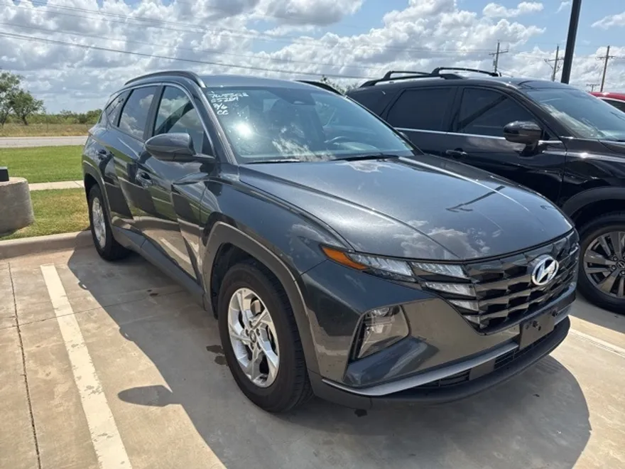 2024 Hyundai Tucson SEL photo 1